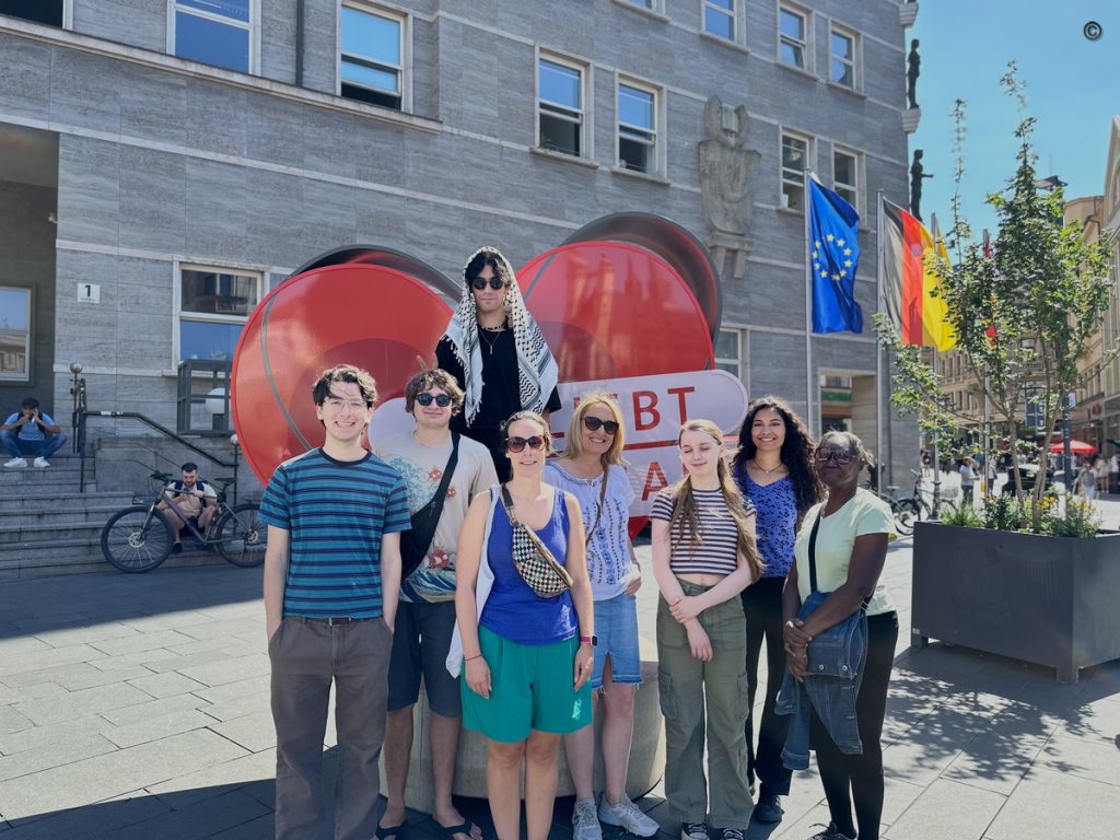 Volunteering To Write About Germany (1-2 months)